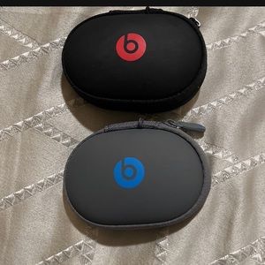 Beats by Dre headphones Bluetooth